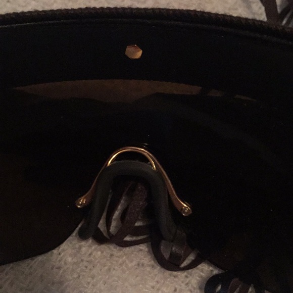 💯 % Authentic Vintage FENDI Sunglasses (Circa 90’s) - Picture 7 of 16